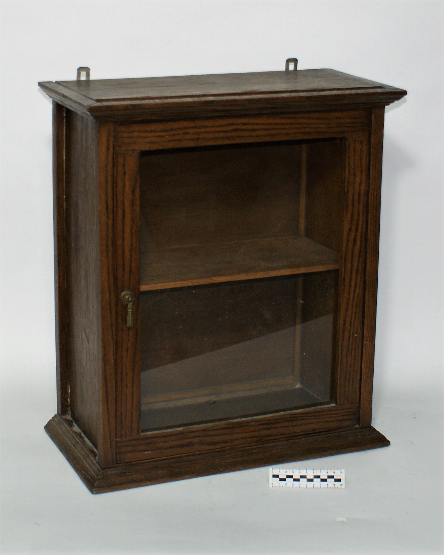 HANGING CABINET