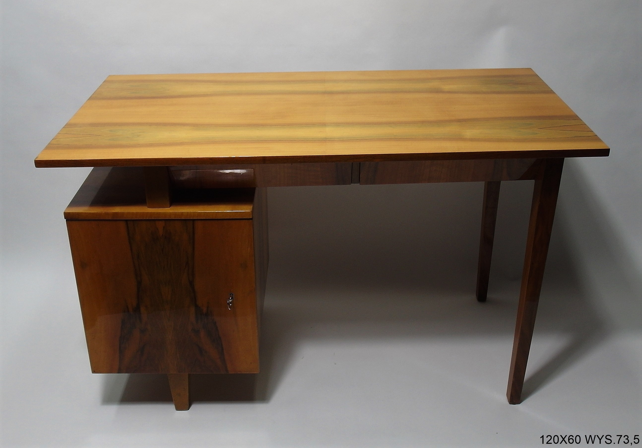 BIURKO TYP 20-11 VAR II, M.PUCHAŁA 1959