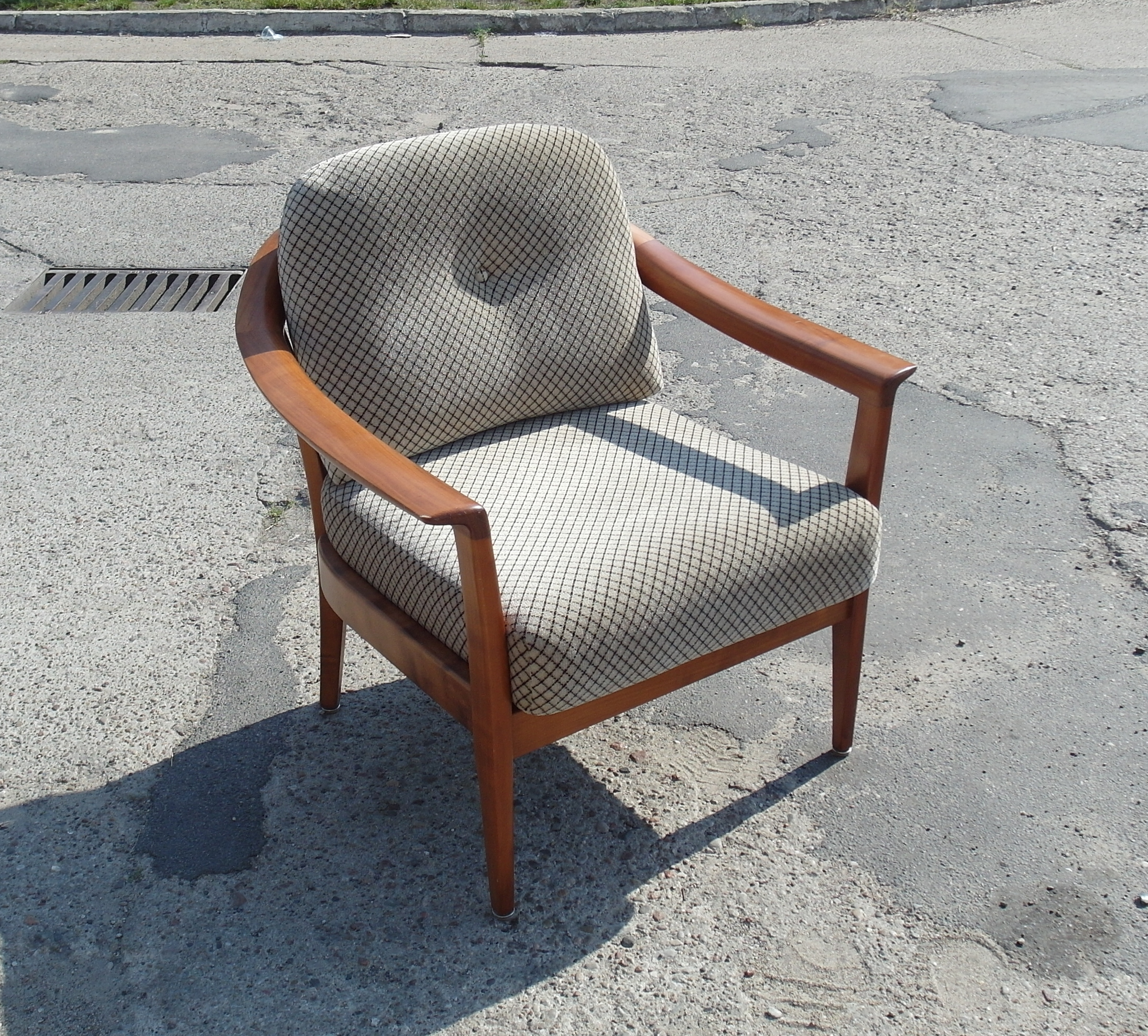 KANAPA SOFA