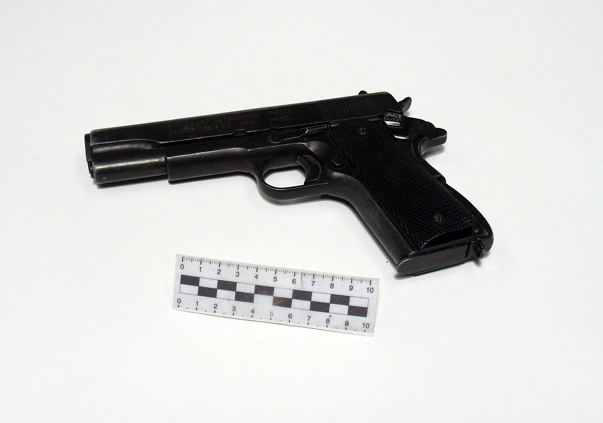 PISTOLET COLT M1911 KALIBER 45
