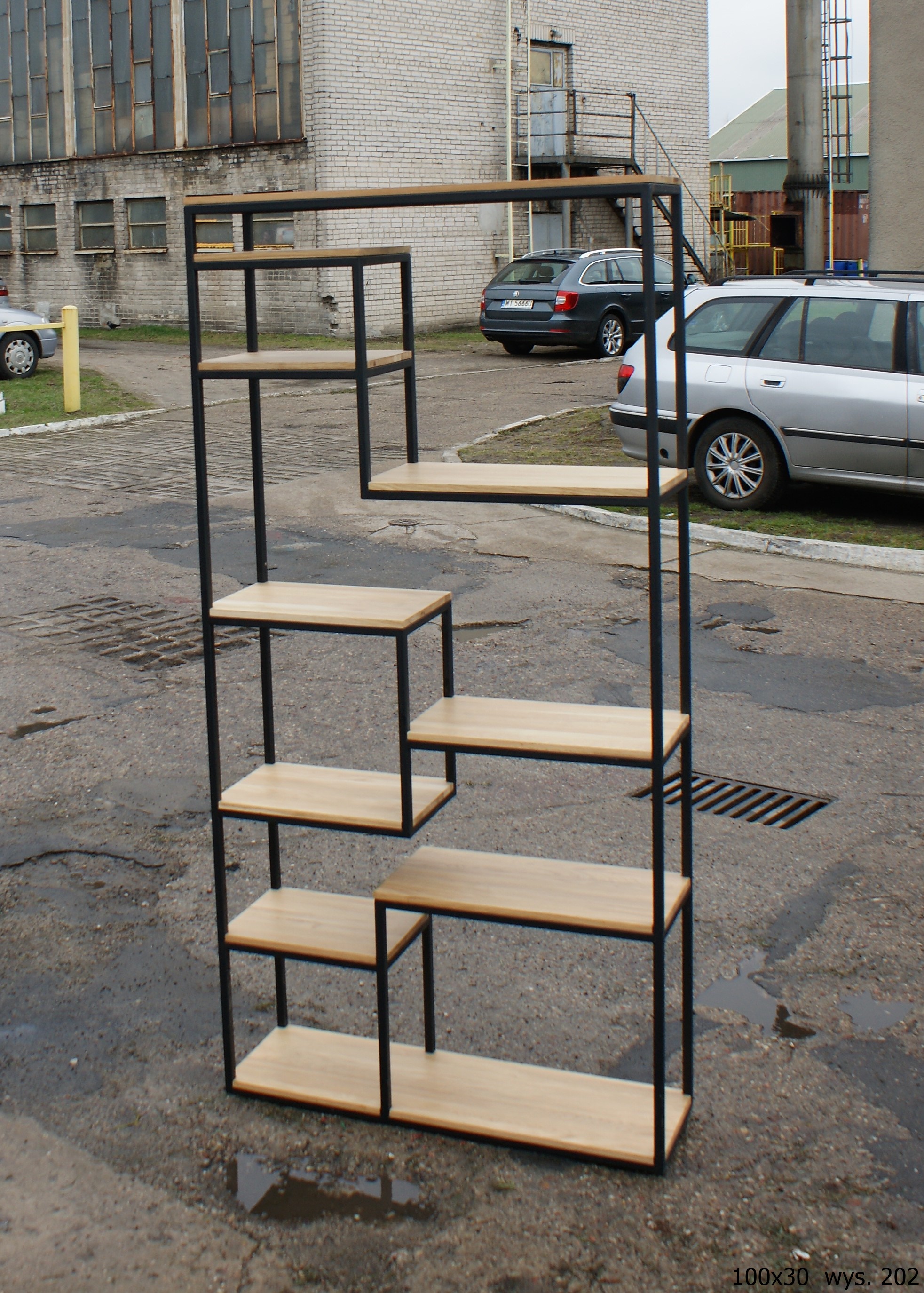 SHELVING UNIT