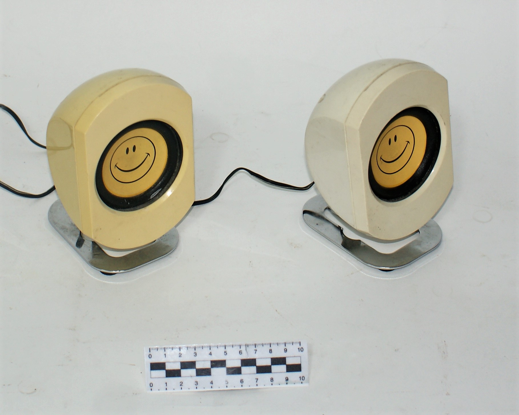 COMPUTER SPEAKERS