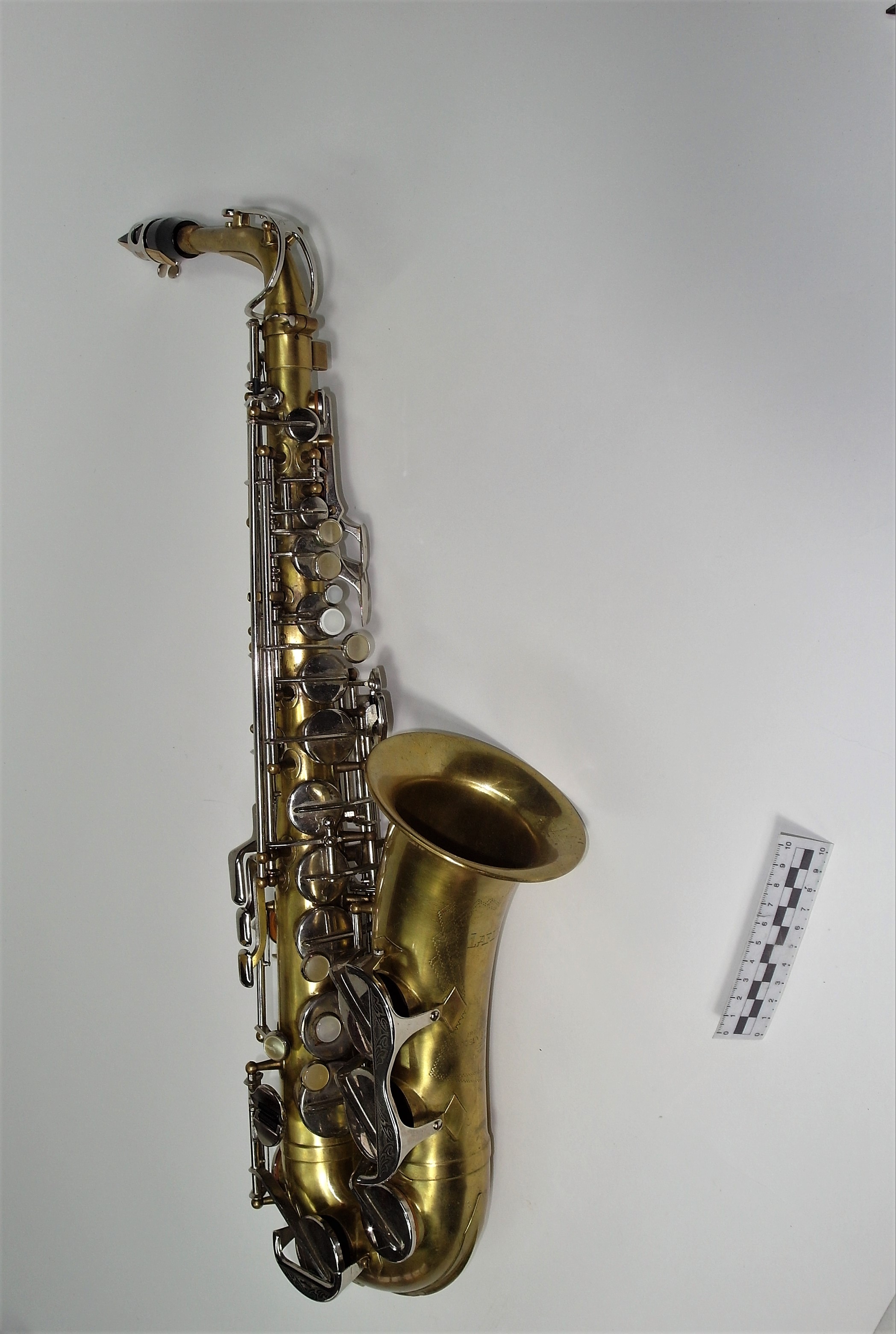 SAXOPHONE