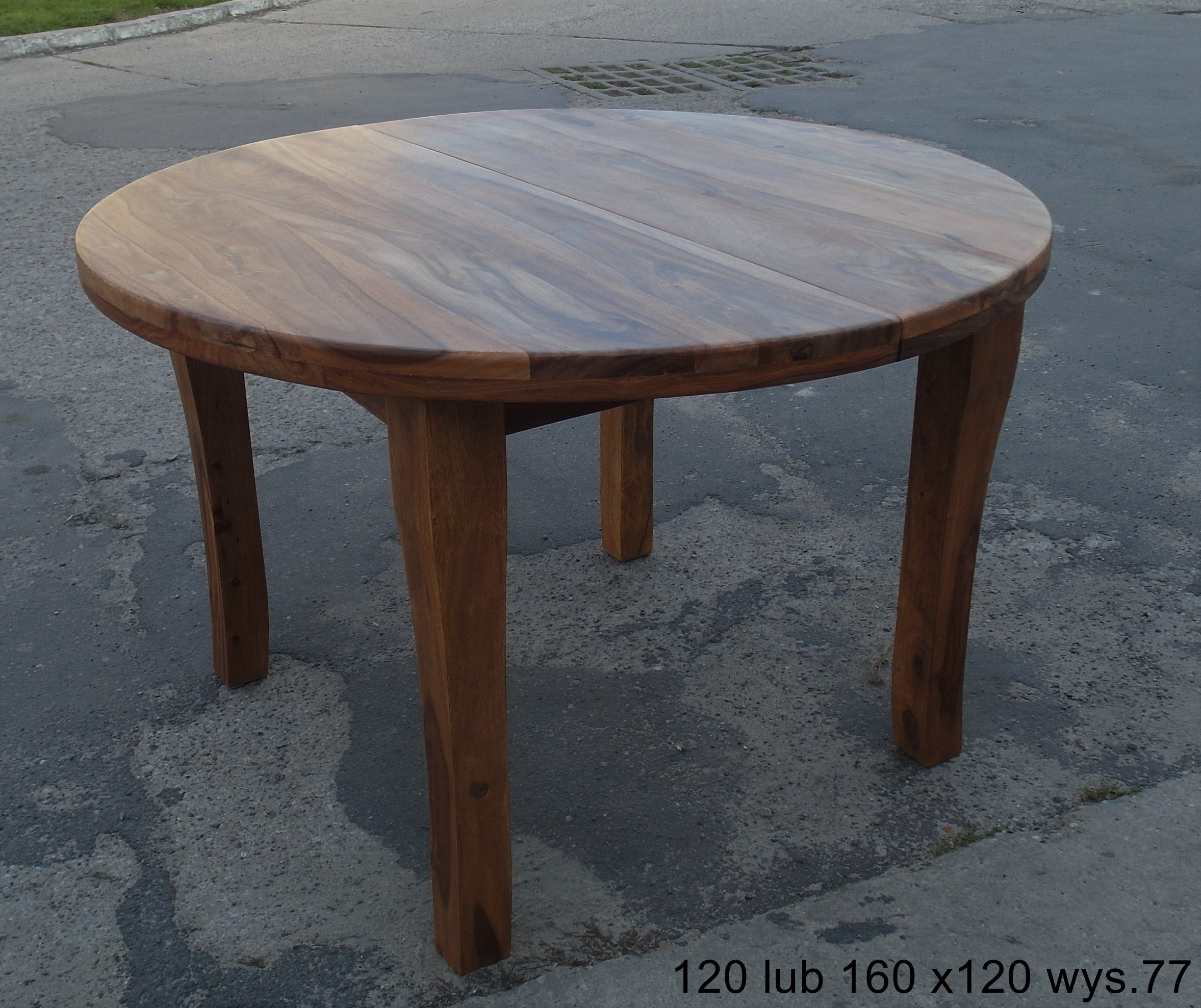 EXTENDABLE TABLE