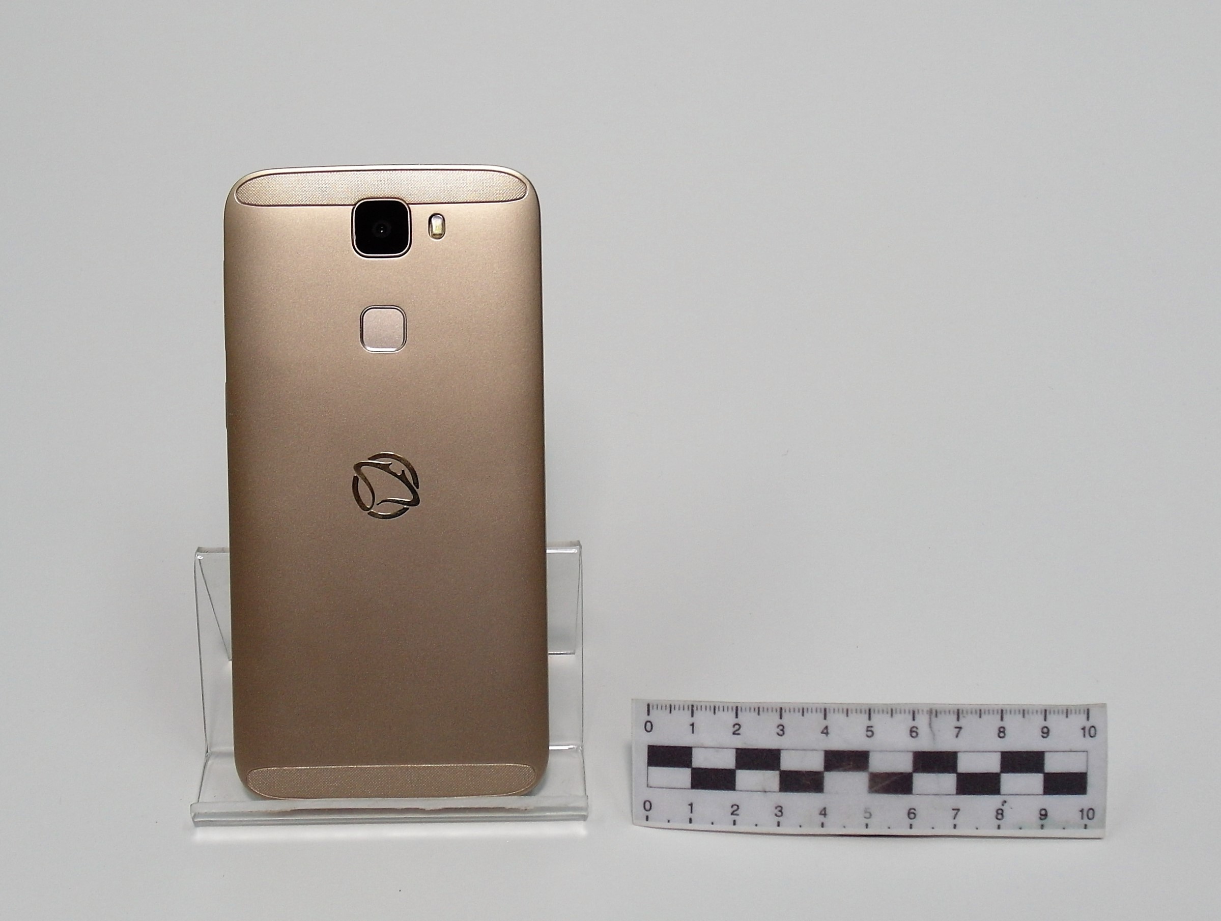 TELEFON KOMÓRKOWY MANTA TITANO 1
