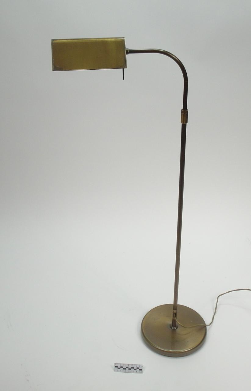 LAMPA PODŁOGOWA