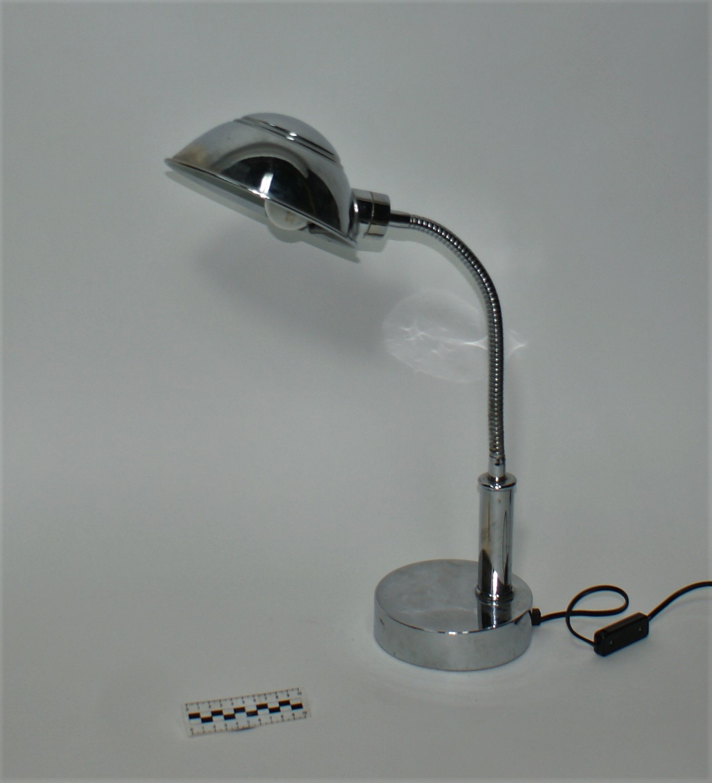 DESK LAMP
