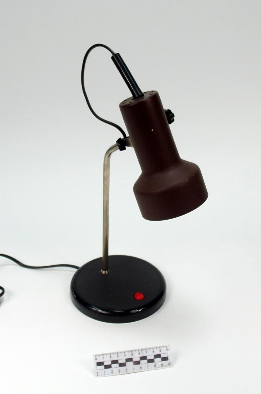 DESK LAMP