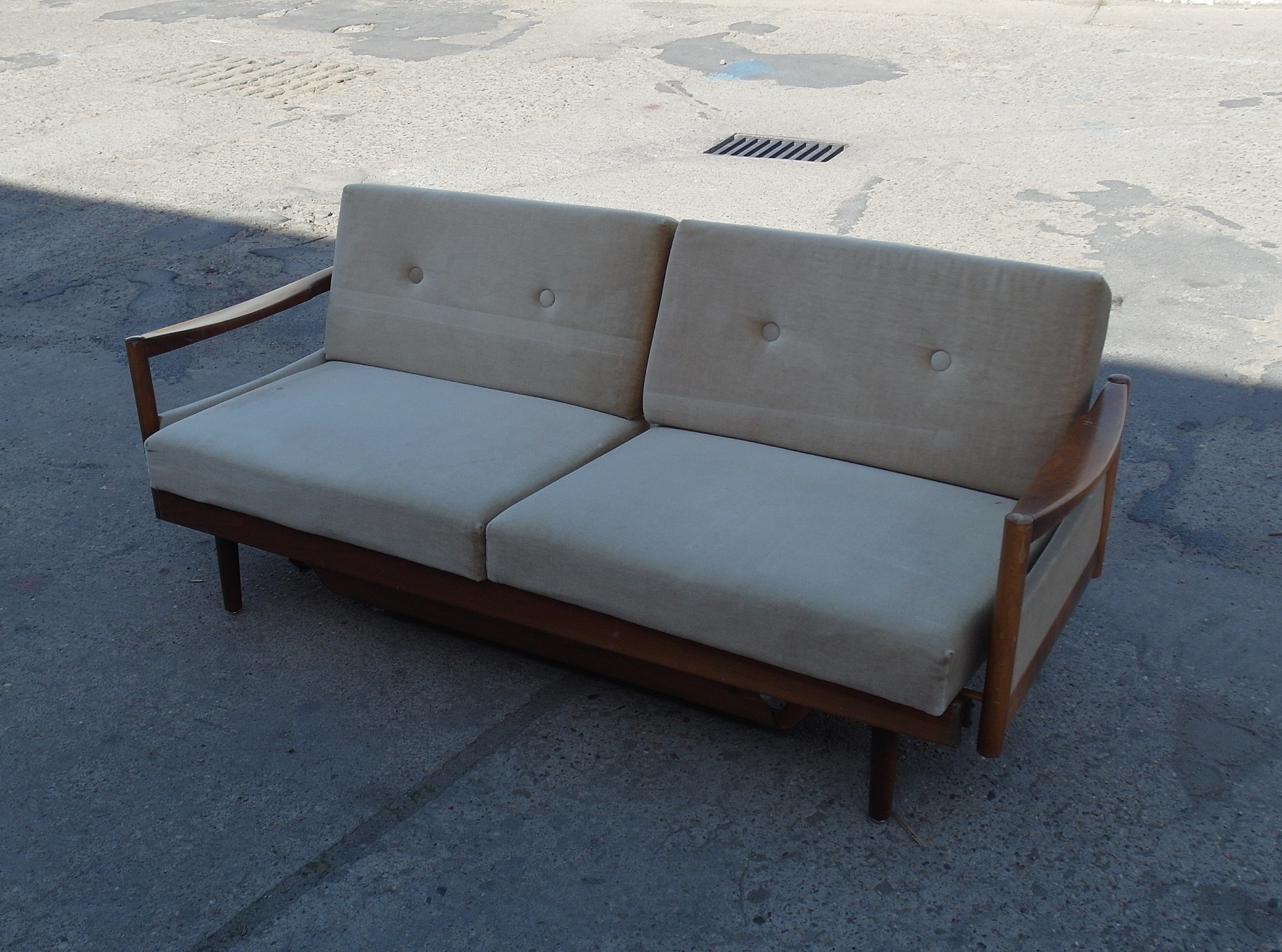 KANAPA SOFA WERSALKA
