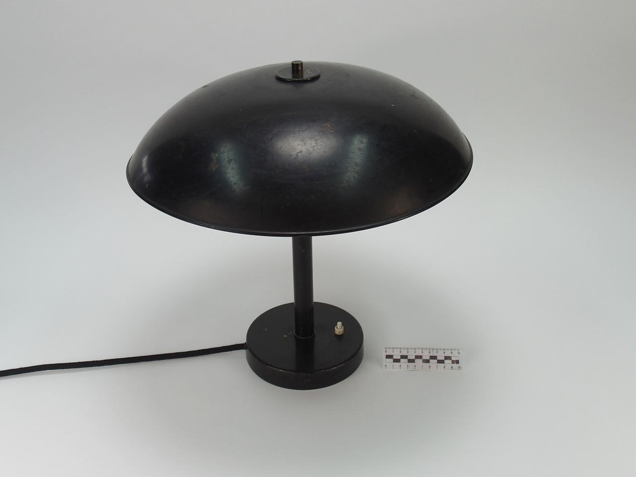 MUSHROOM TABLE LAMP