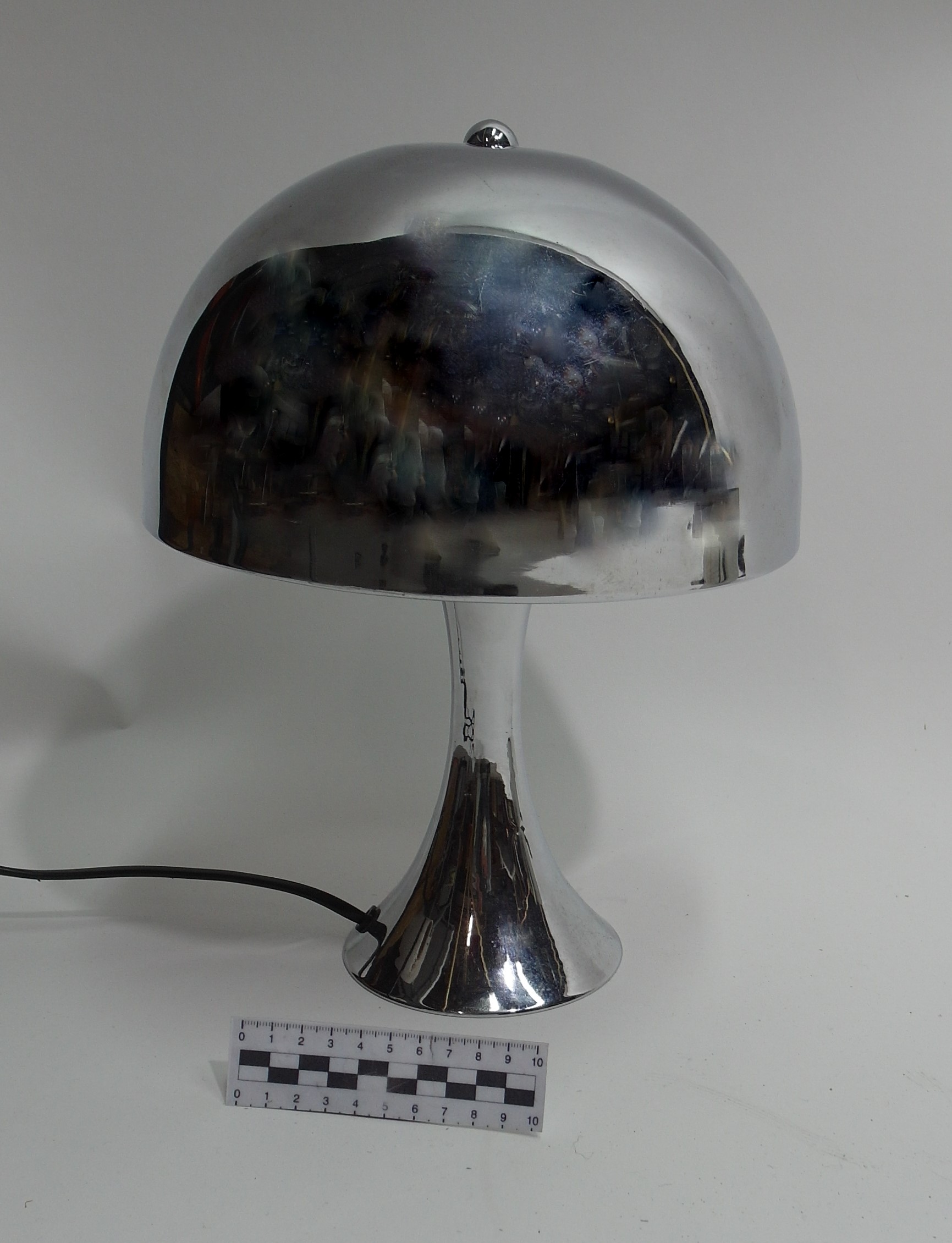 MUSHROOM TABLE LAMP