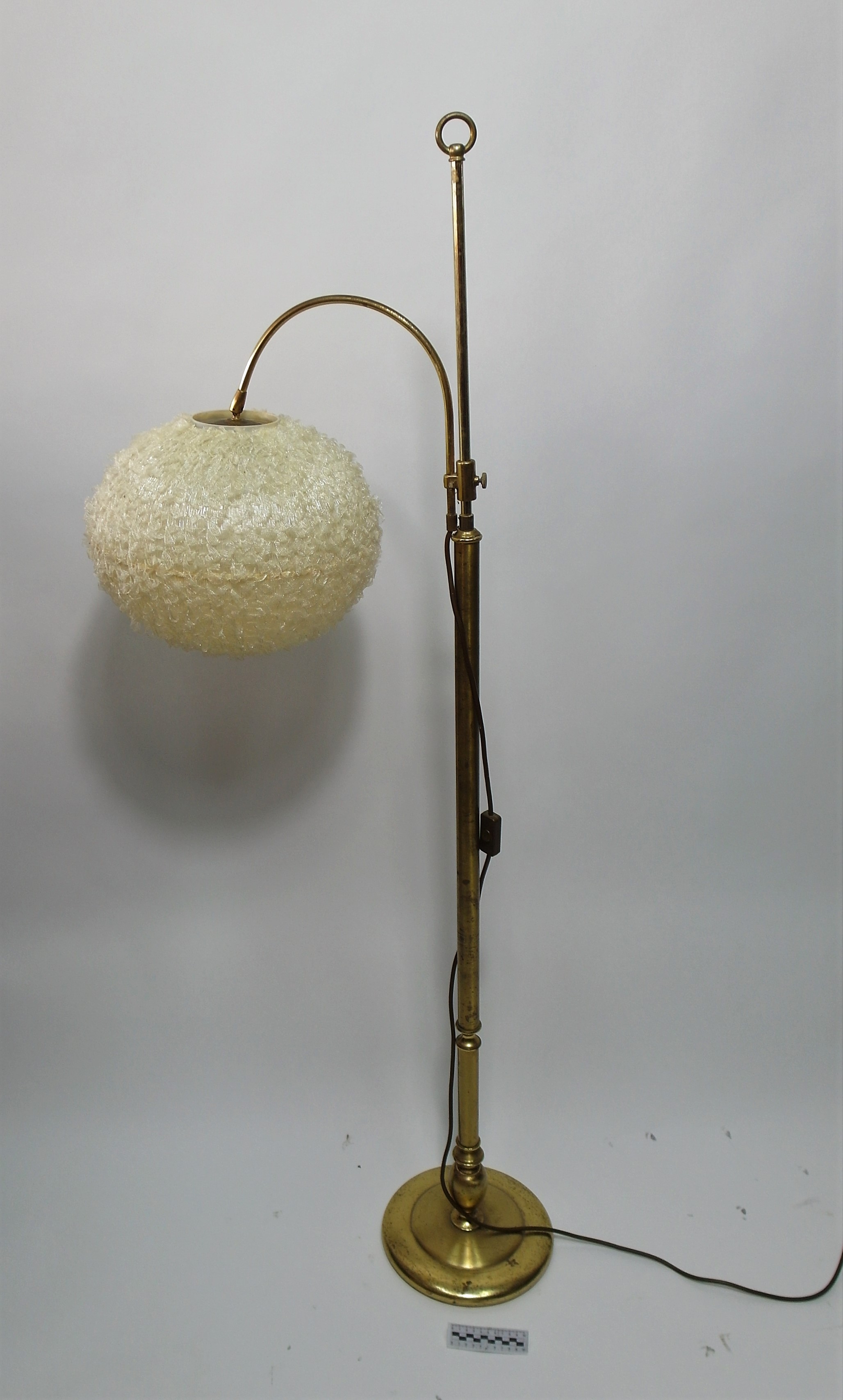 LAMPA PODŁOGOWA