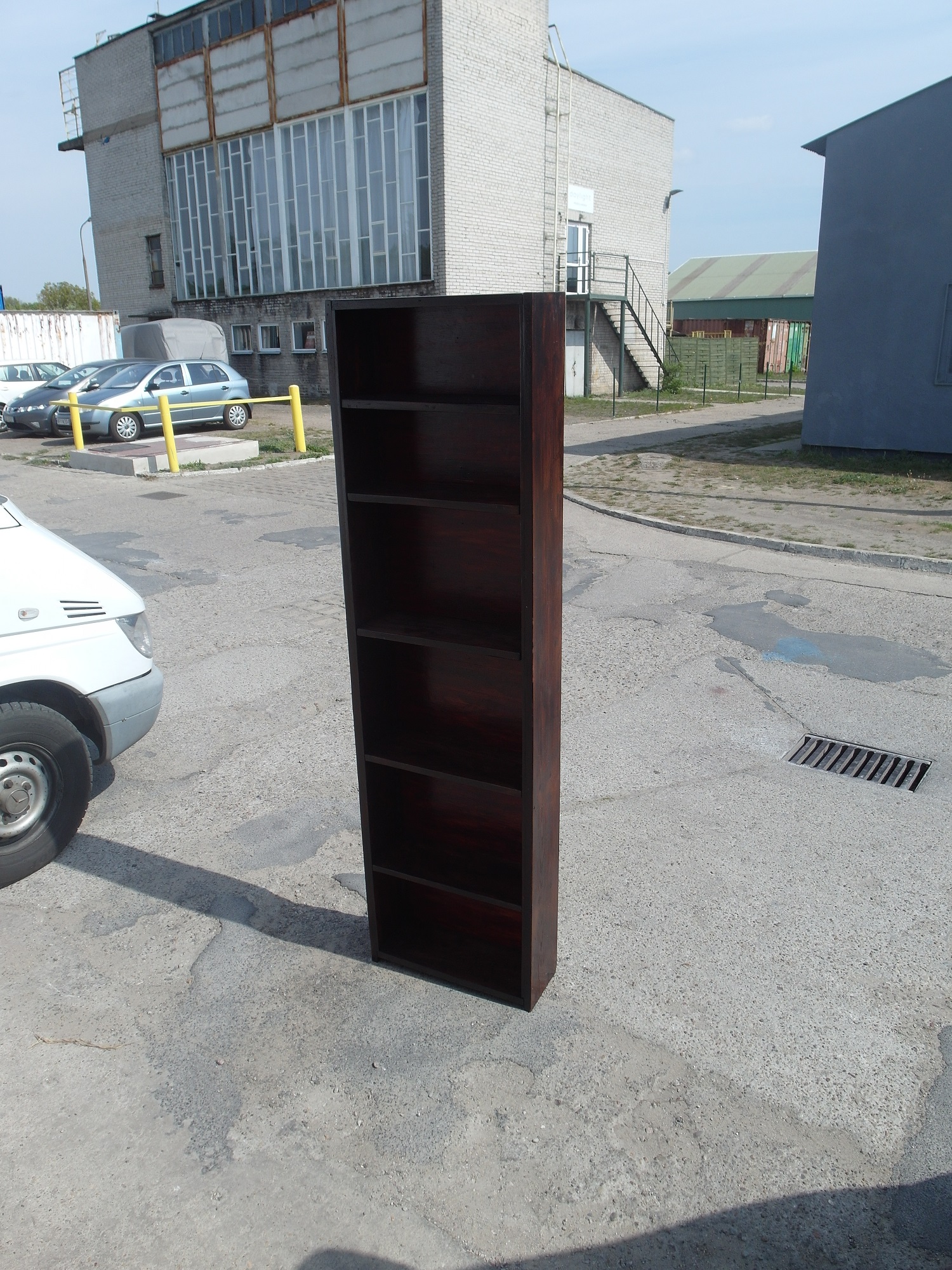BOOKSHELF