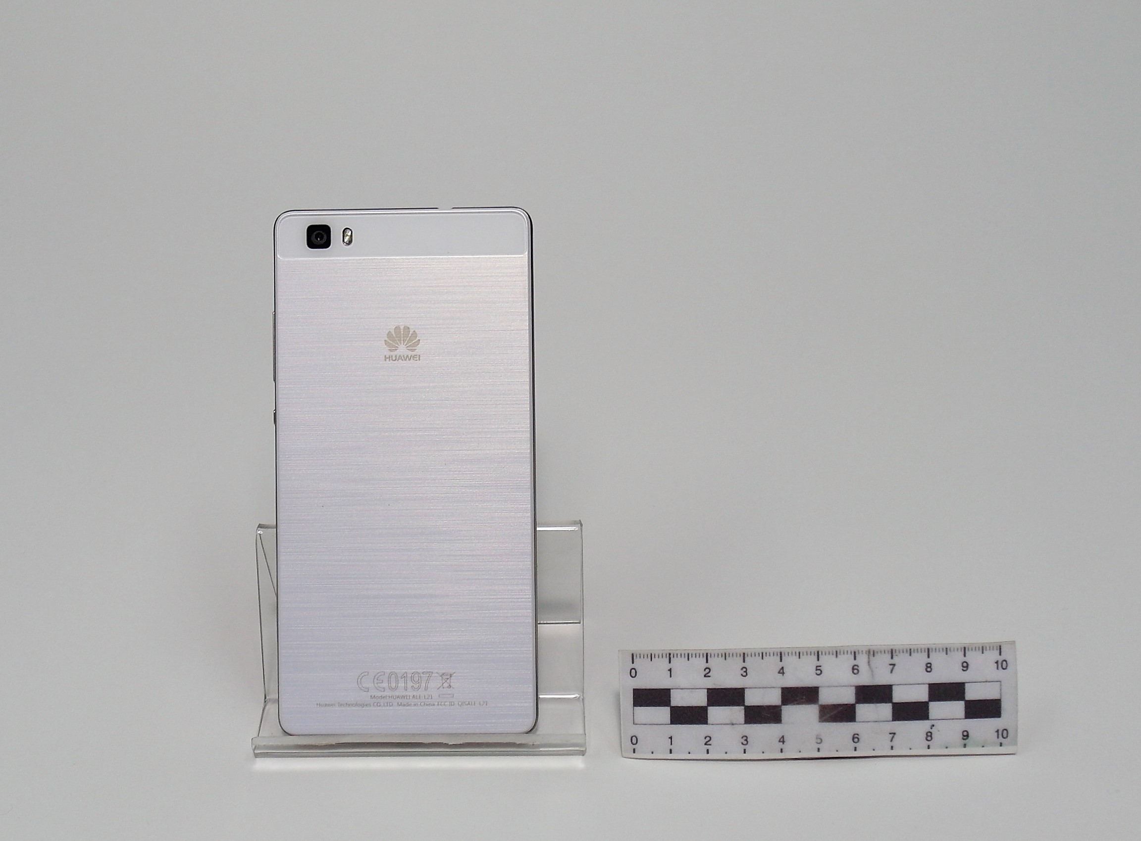 TELEFON KOMÓRKOWY HUAWEI P8 LITE