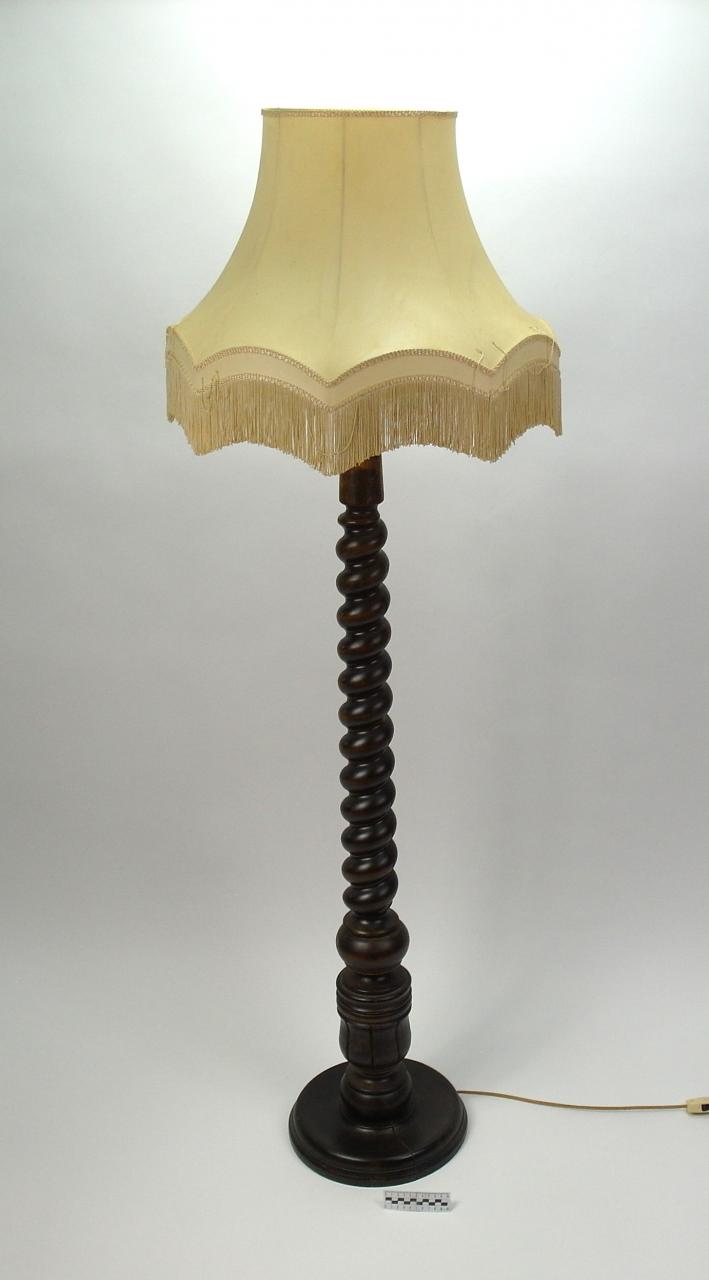 LAMPA PODŁOGOWA