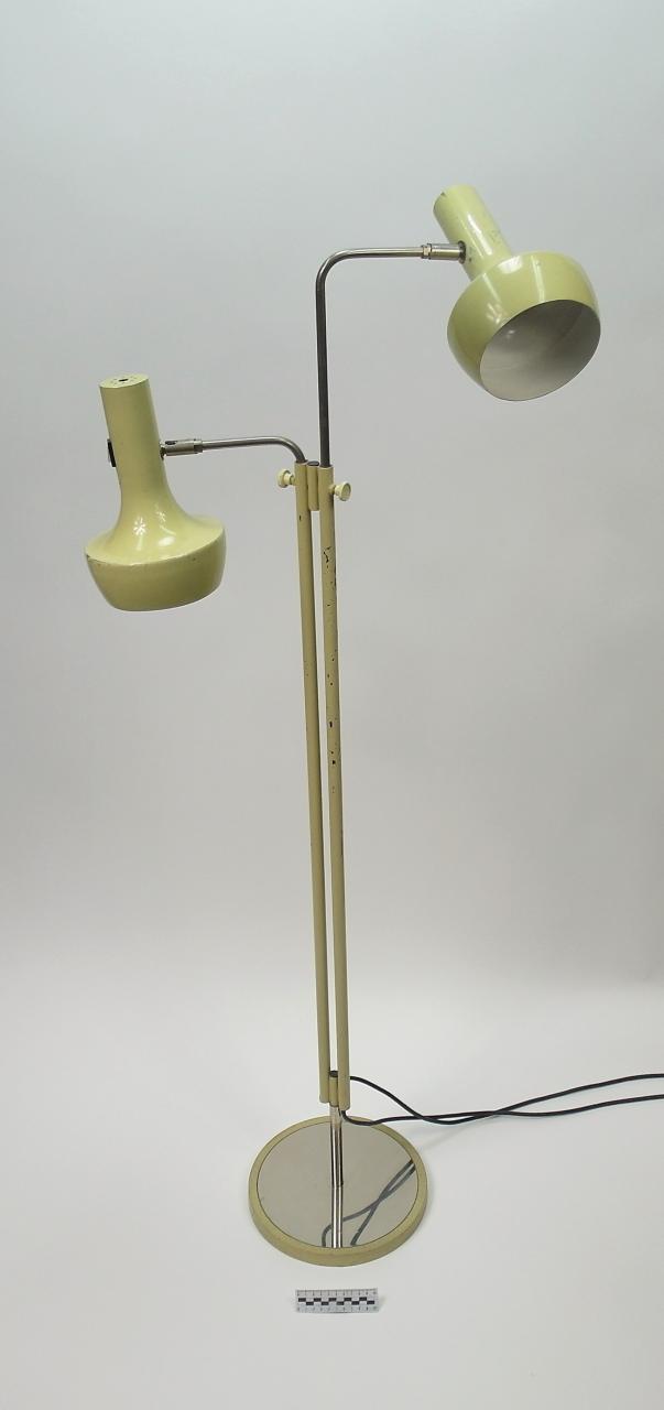 LAMPA PODŁOGOWA