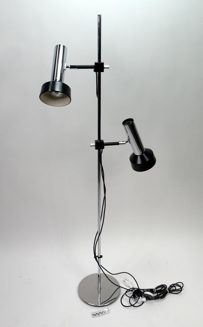 LAMPA PODŁOGOWA
