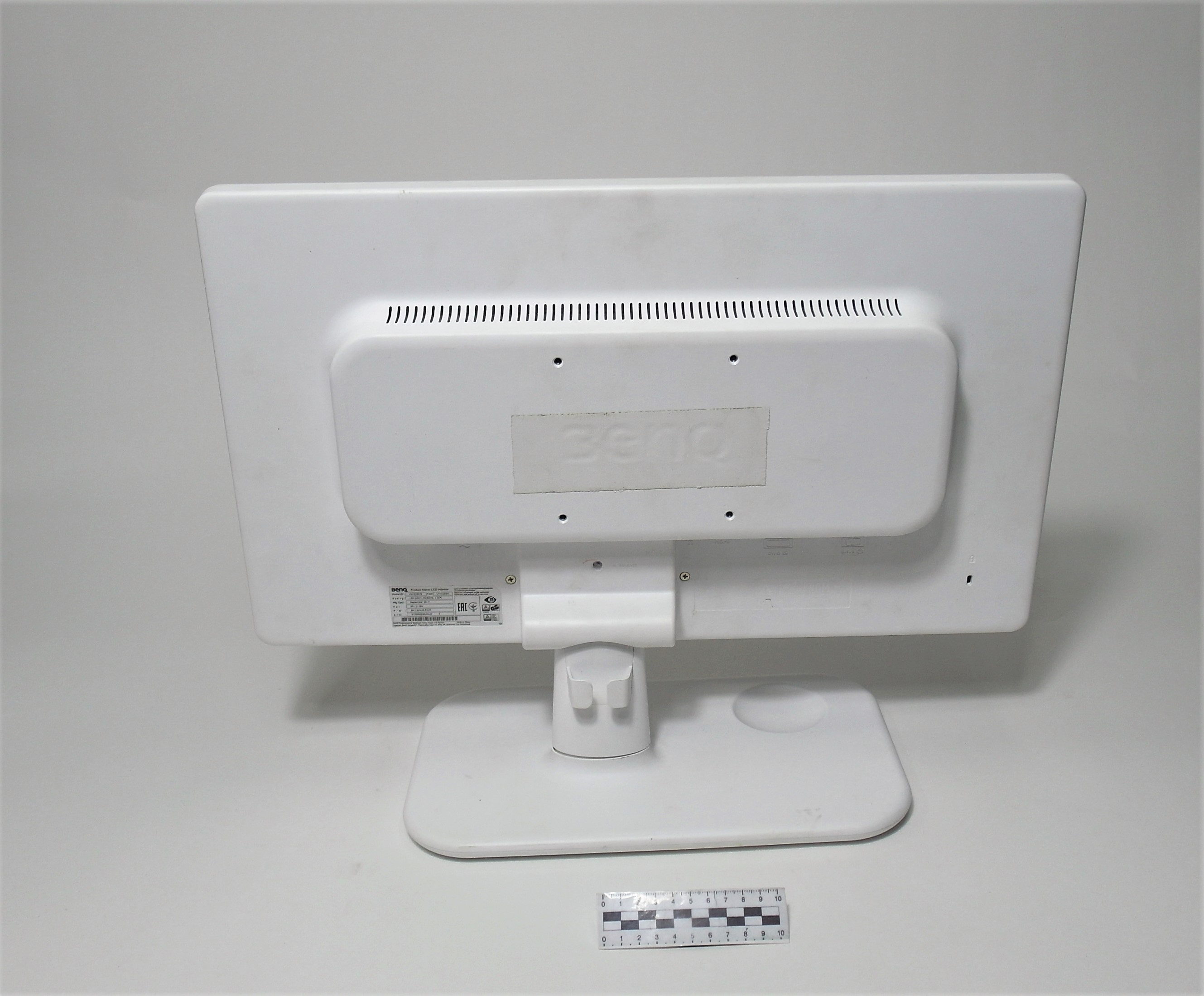 MONITOR 22"