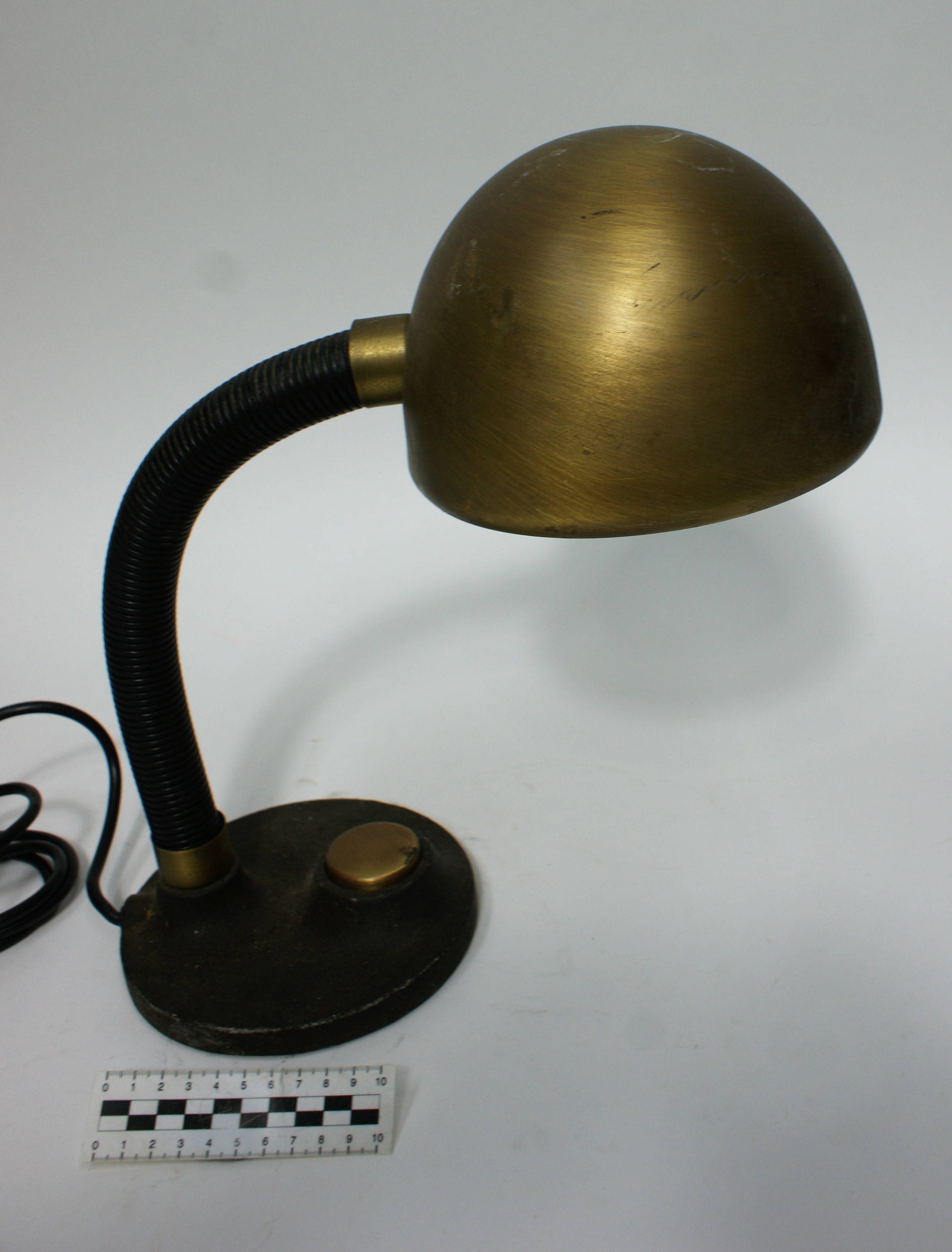 DESK LAMP