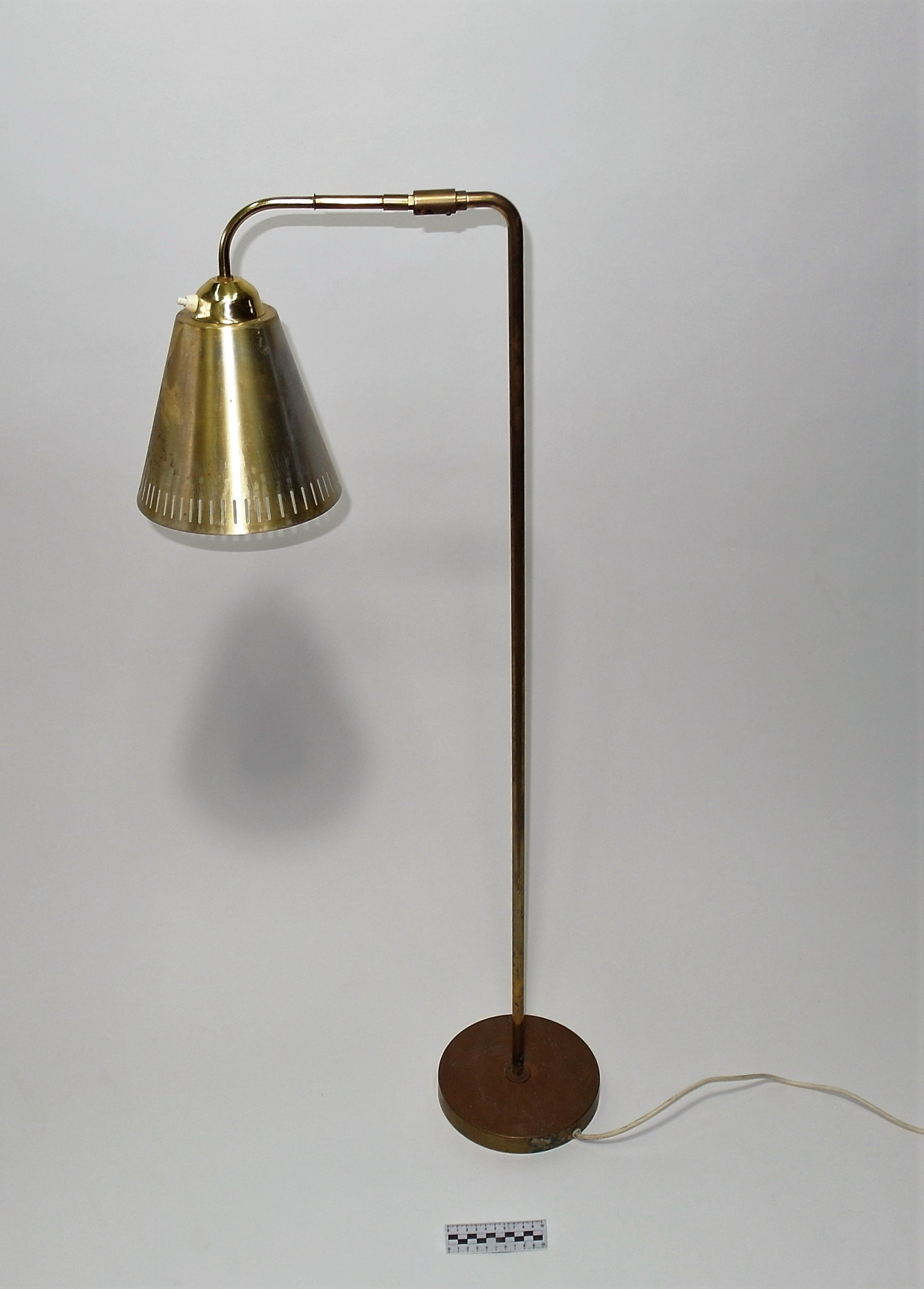 LAMPA PODŁOGOWA