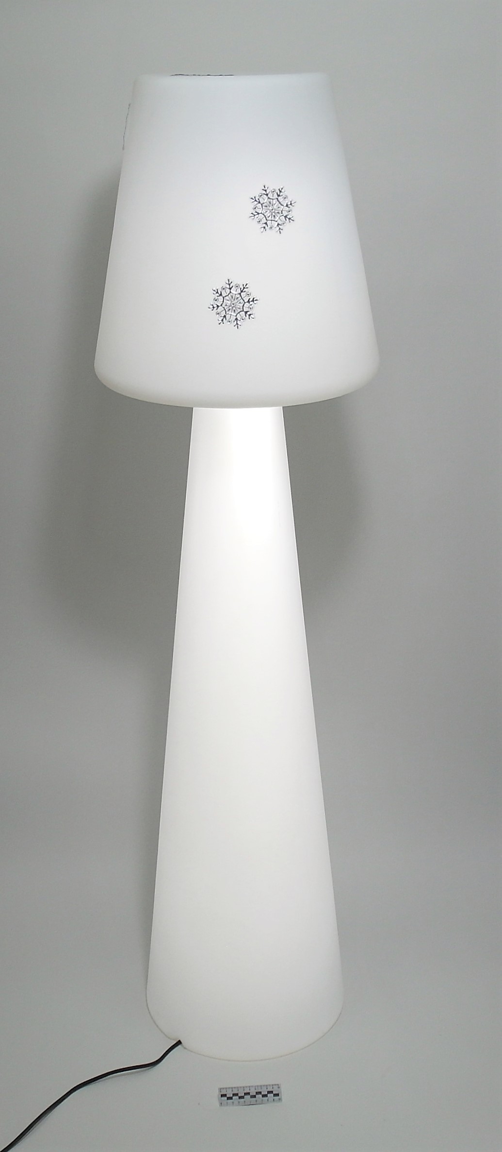 LAMPA PODŁOGOWA