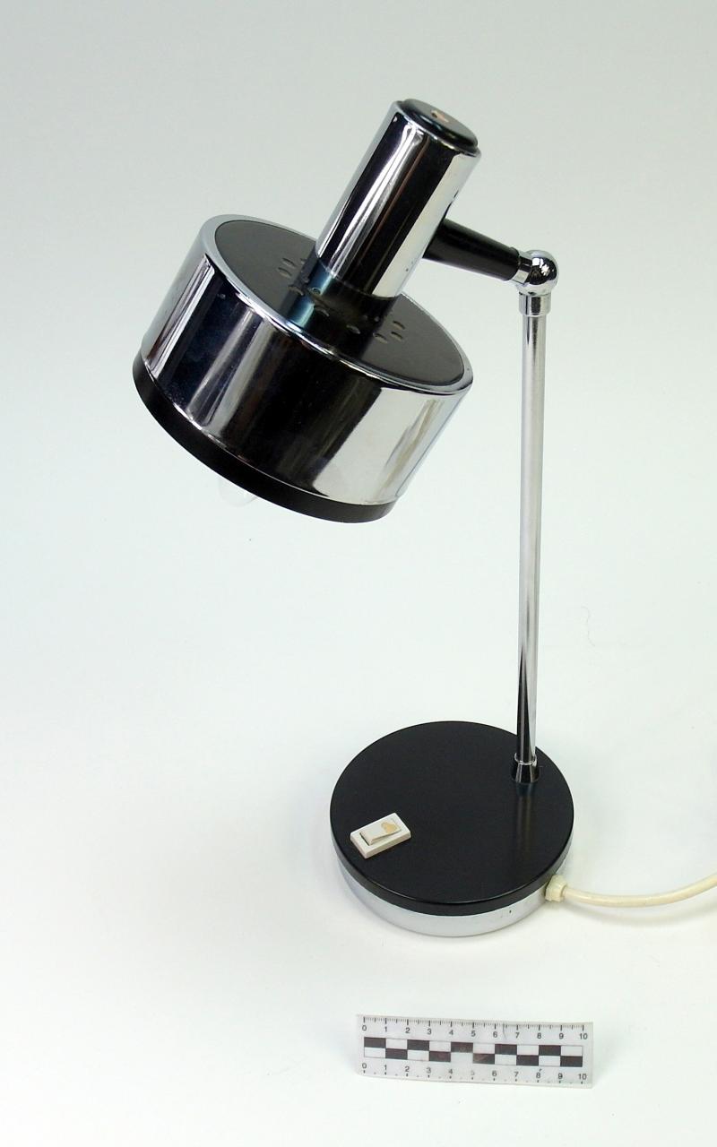 DESK LAMP