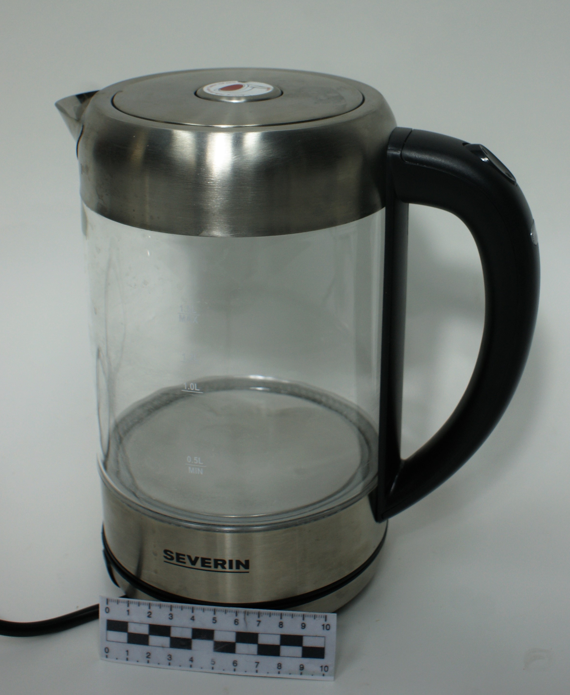 ELECTRIC KETTLE