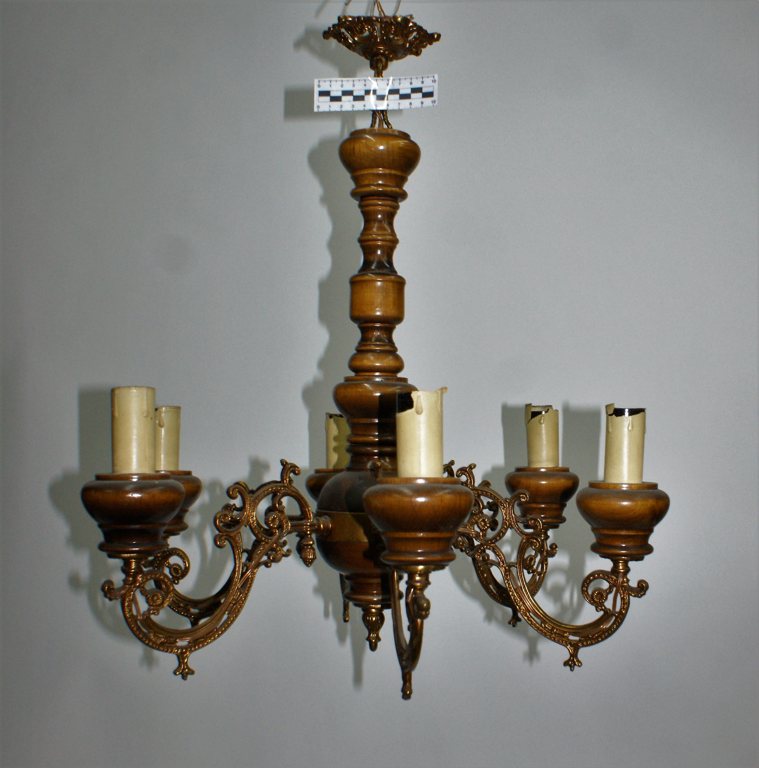 CHANDELIER
