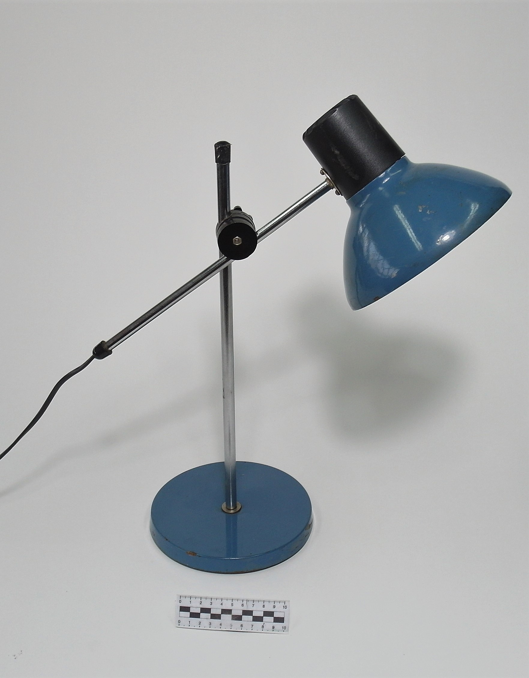 DESK LAMP