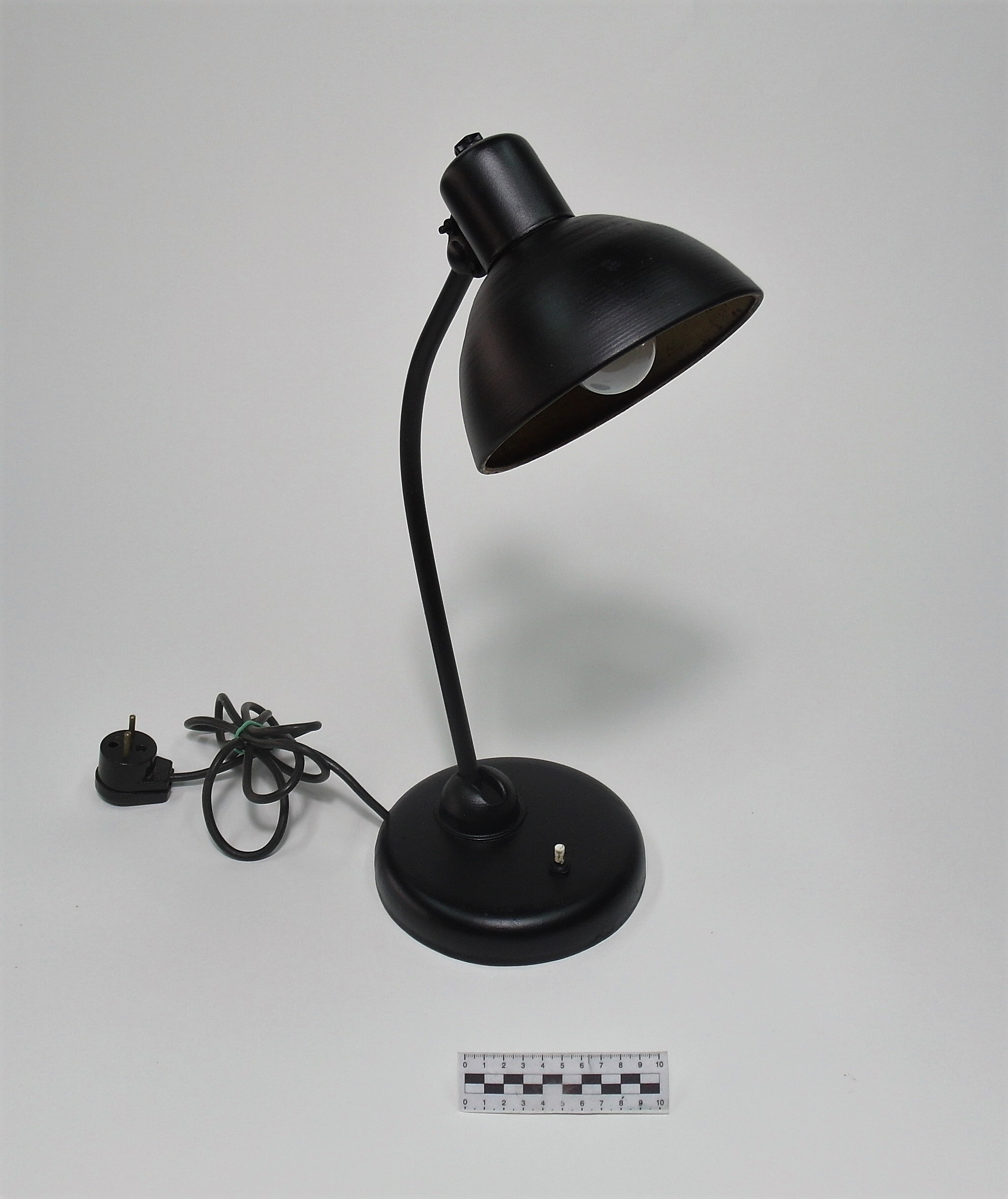 DESK LAMP
