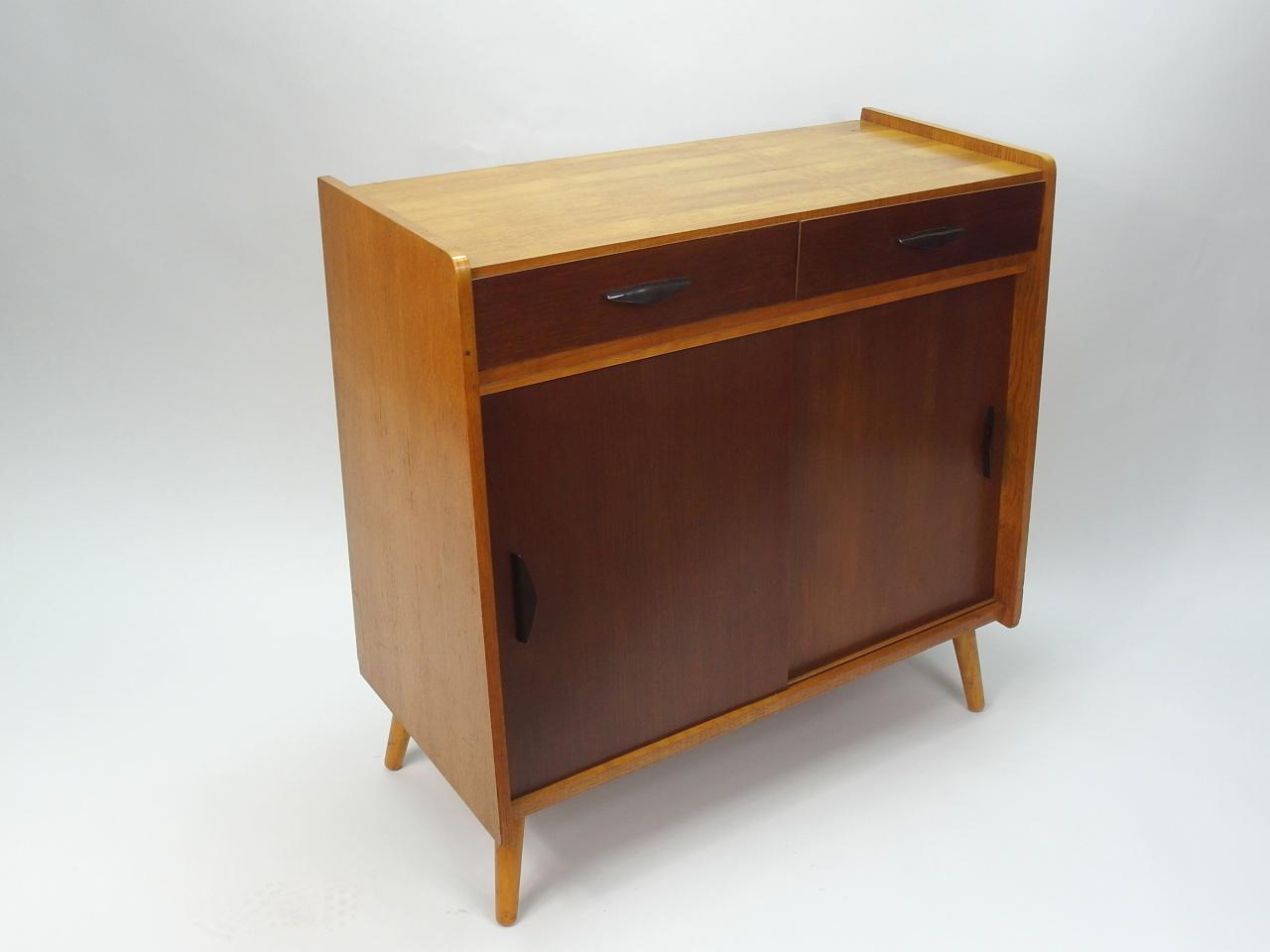 SHOE CABINET