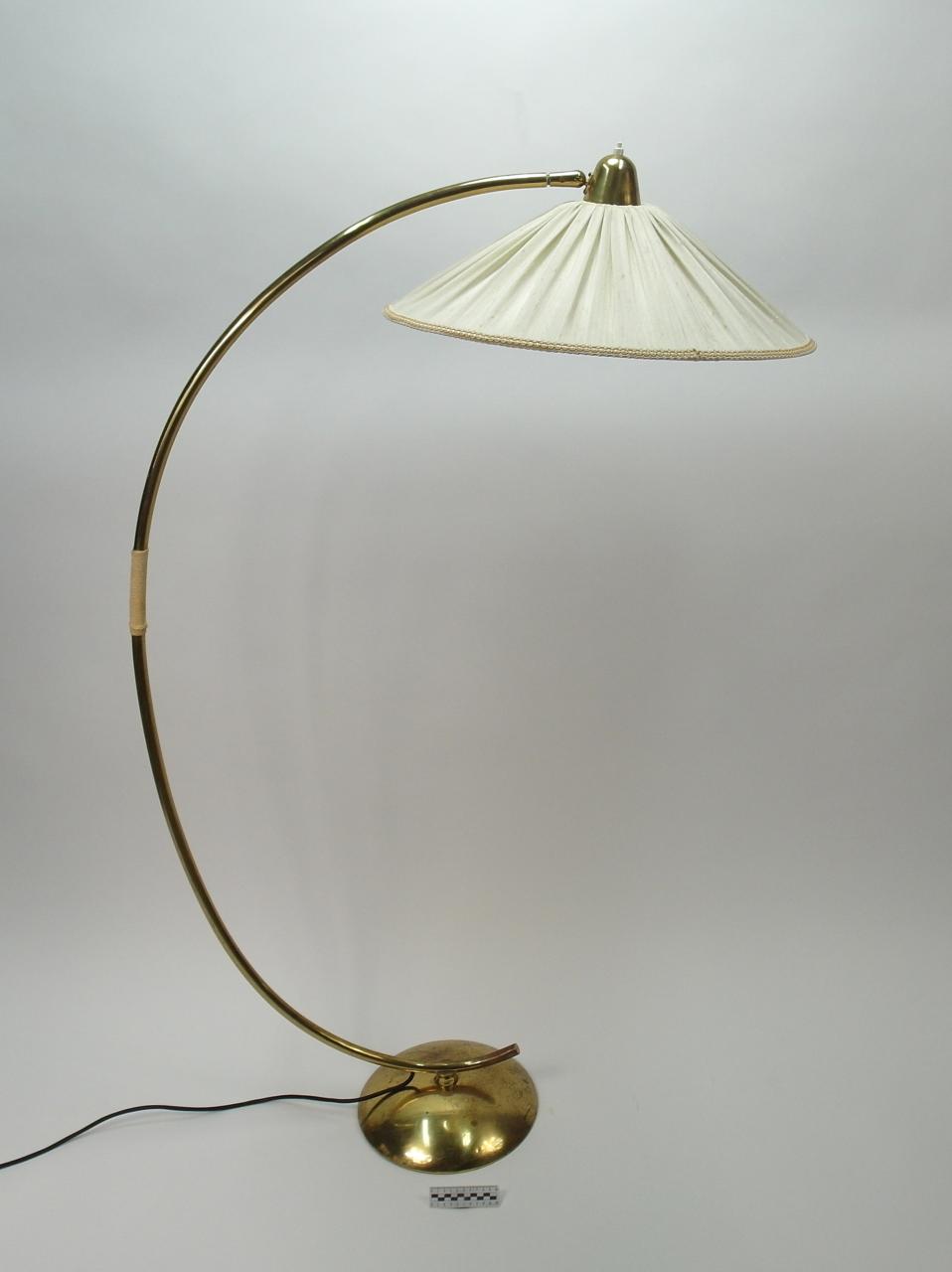 LAMPA PODŁOGOWA