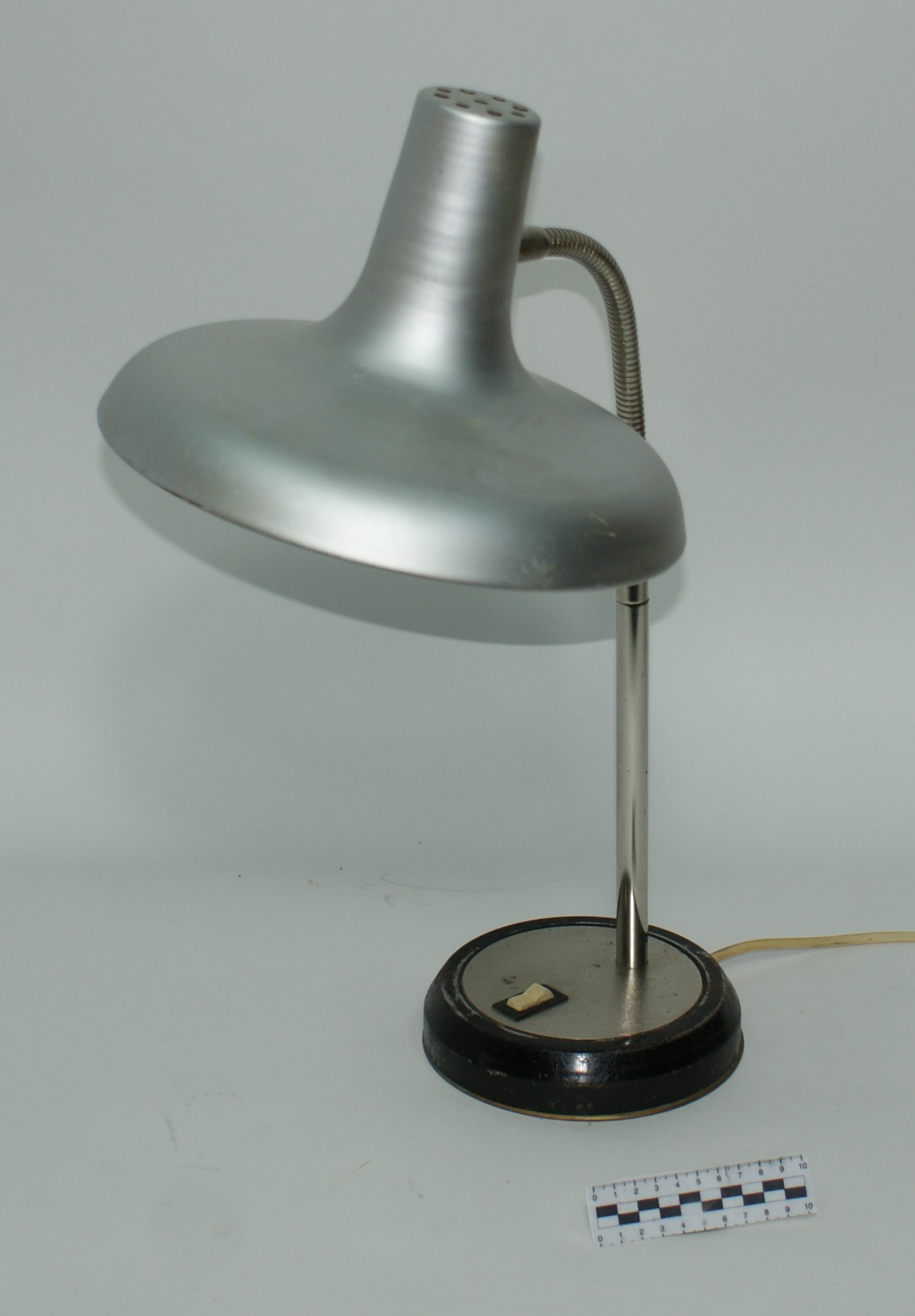 DESK LAMP