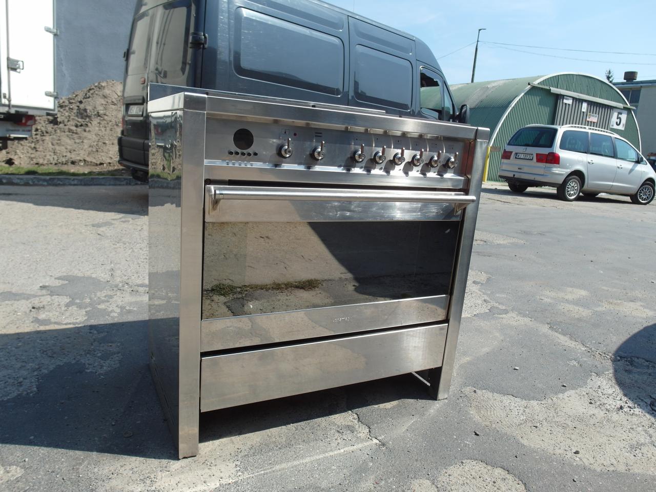 KUCHNIA WOLNOSTOJĄCA SMEG