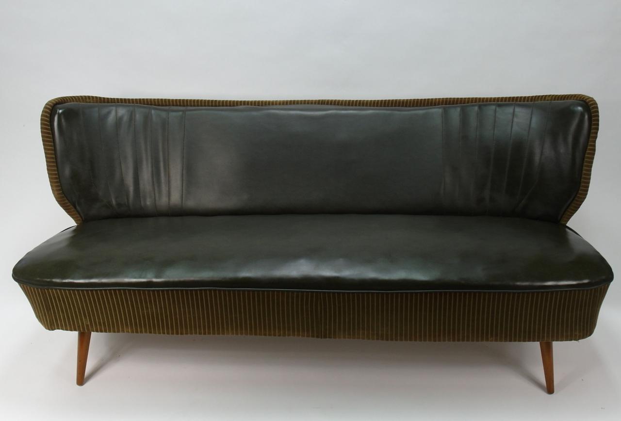 KANAPA SOFA