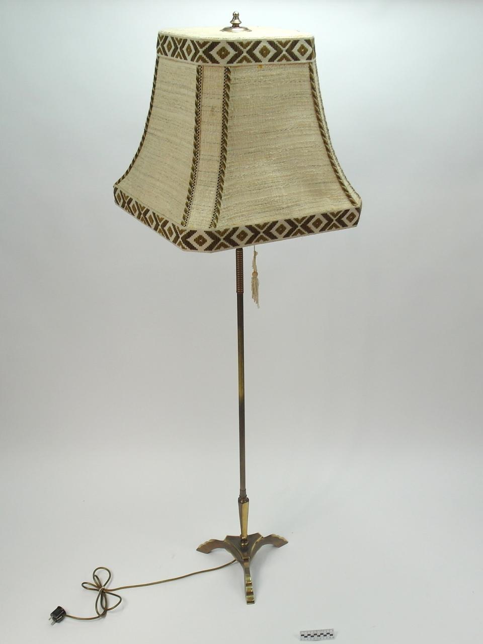LAMPA PODŁOGOWA