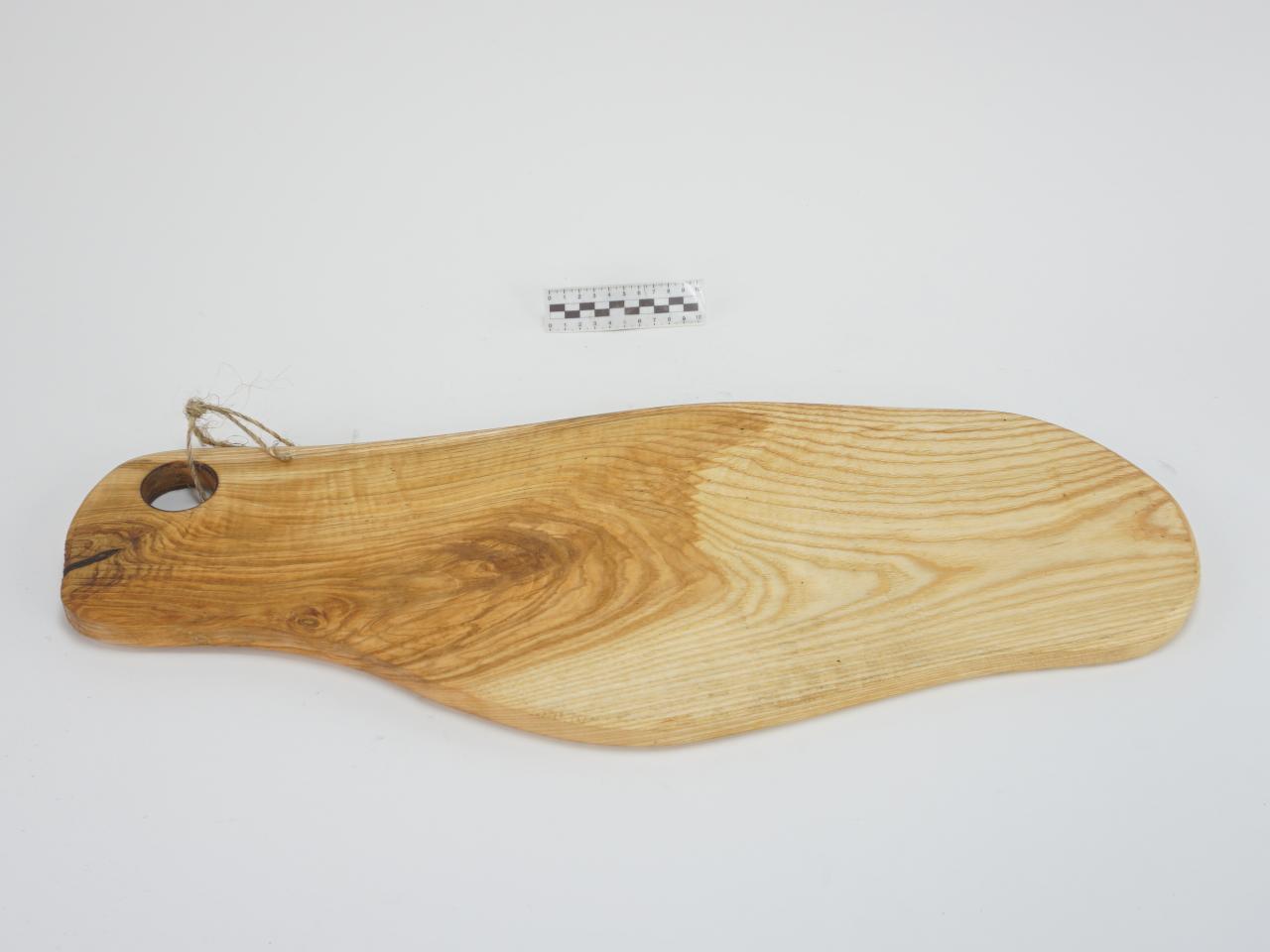 CUTTING BOARD