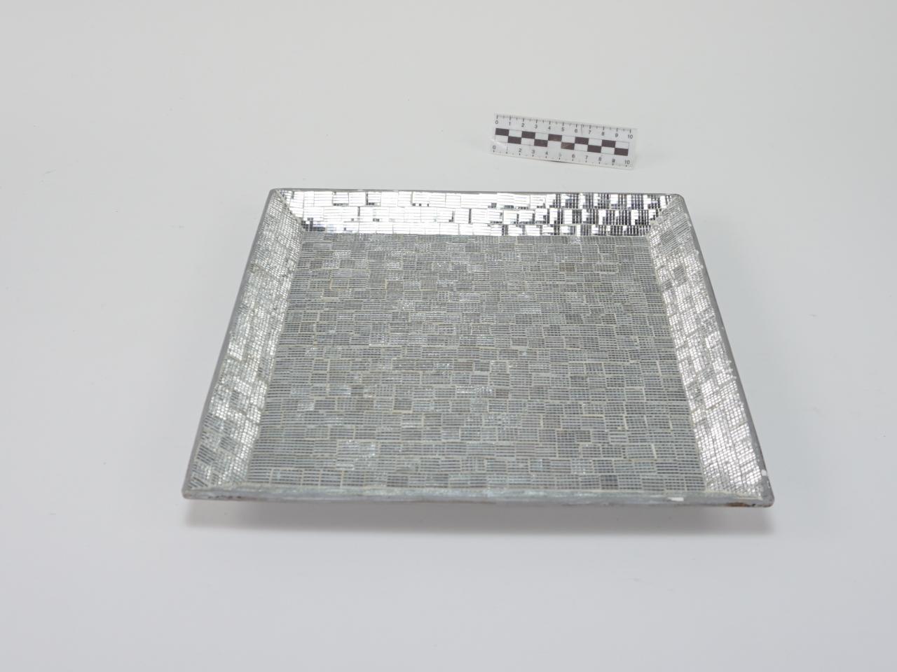 TRAY