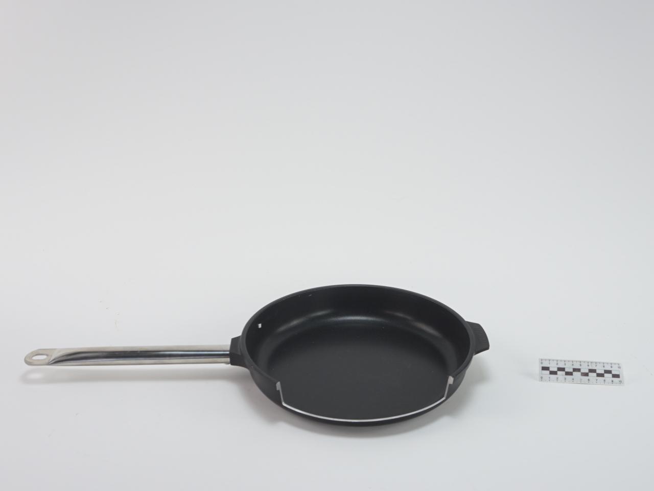FRYING PAN