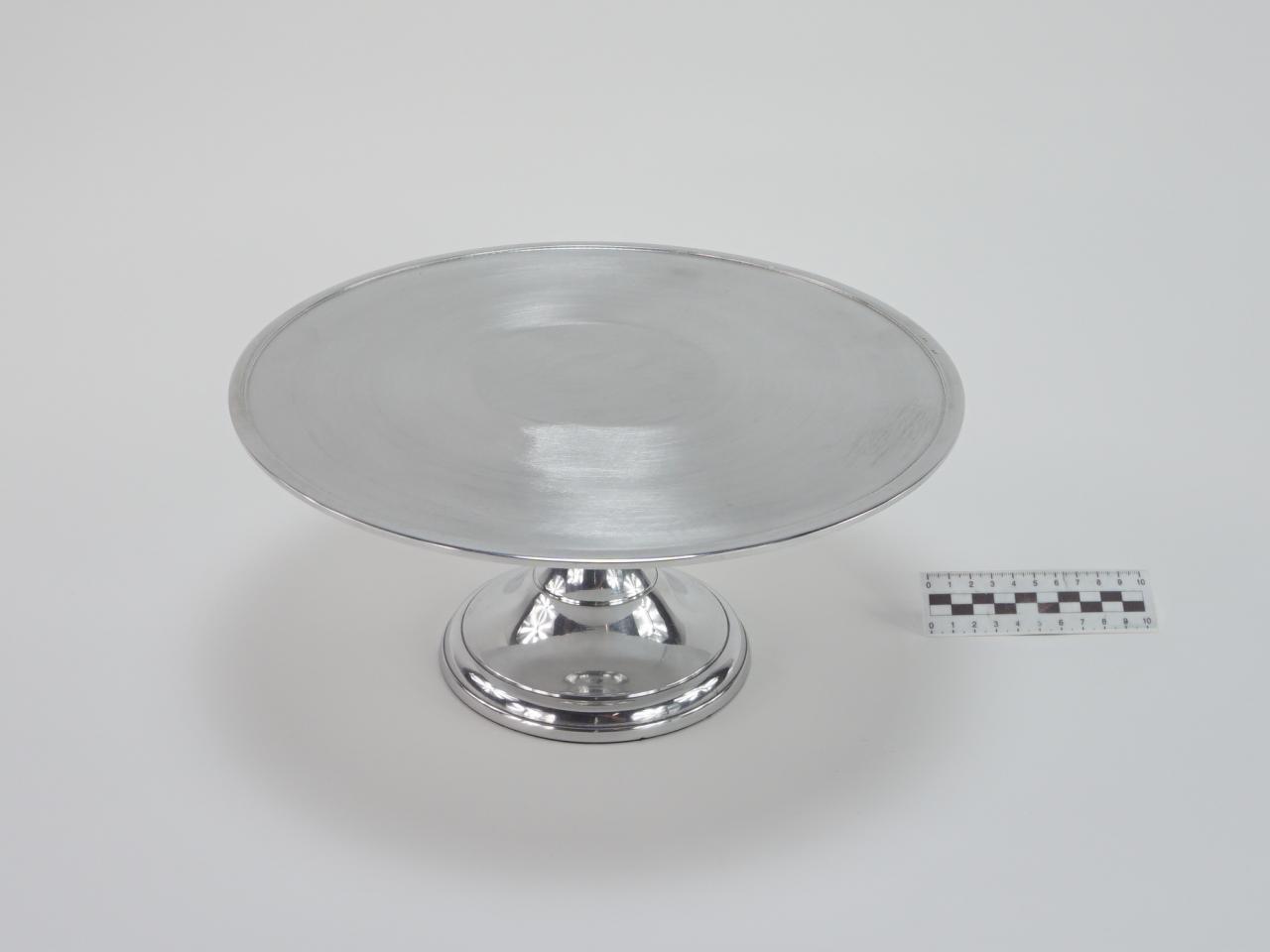 CAKE STAND