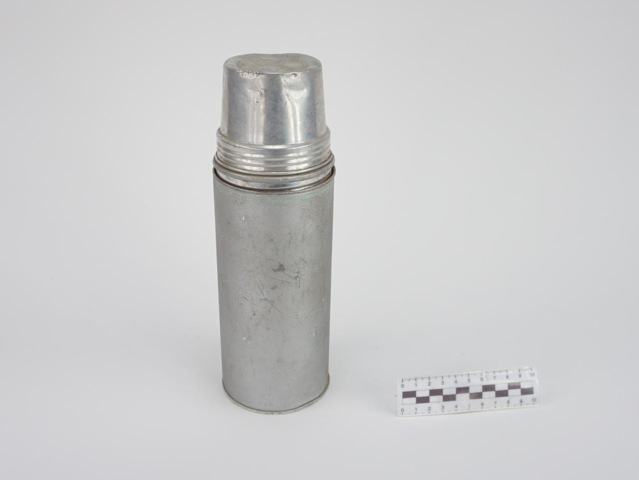THERMOS