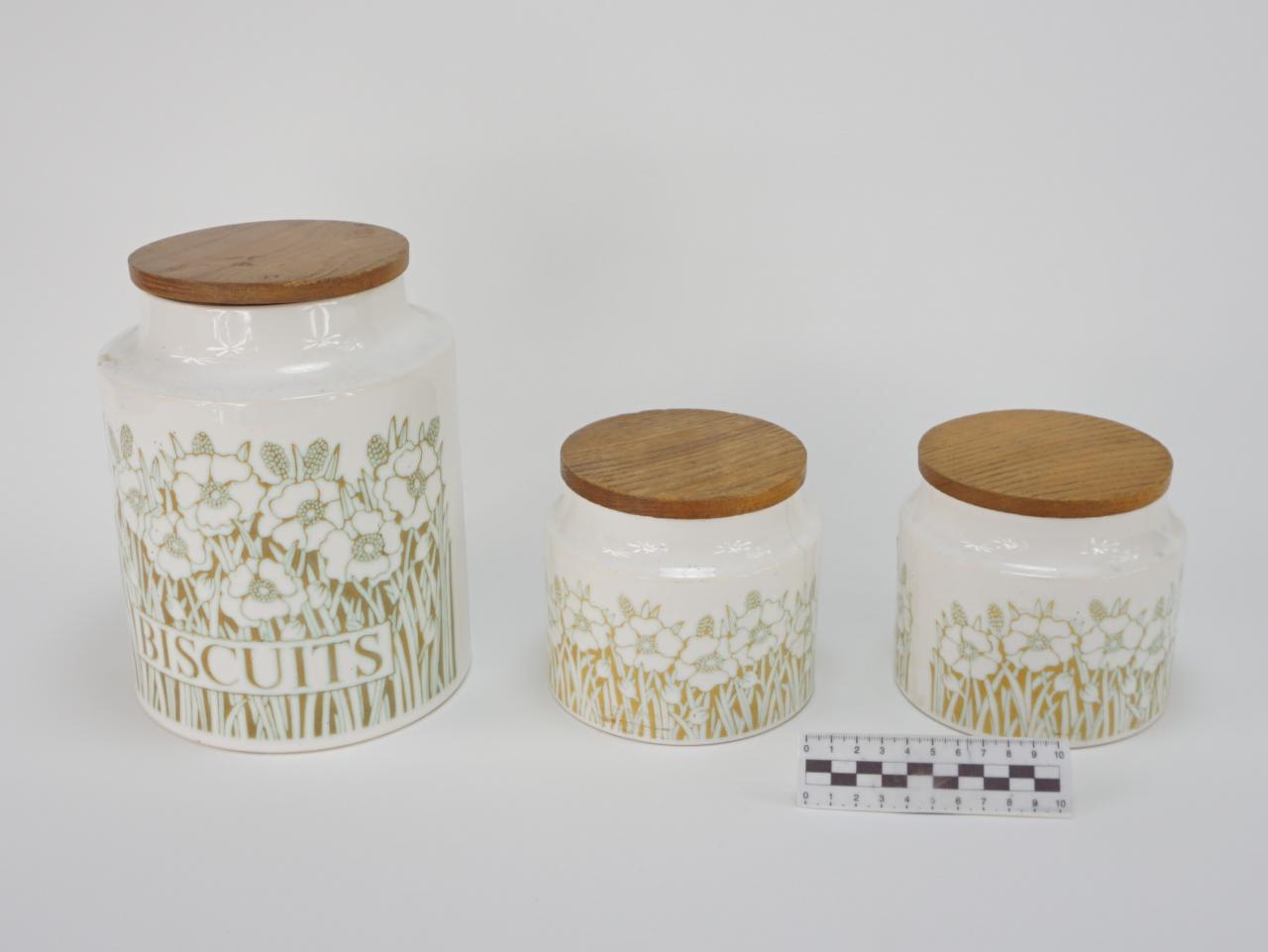 KITCHEN CONTAINER