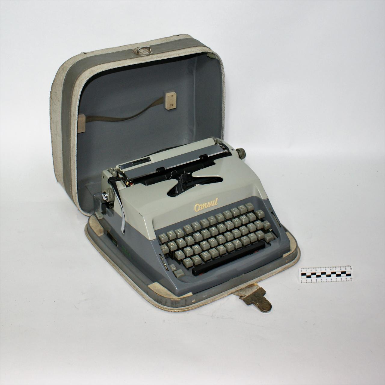 TYPEWRITER