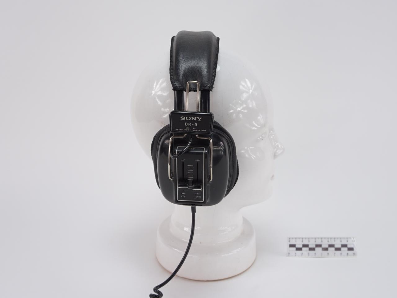 HEADPHONES