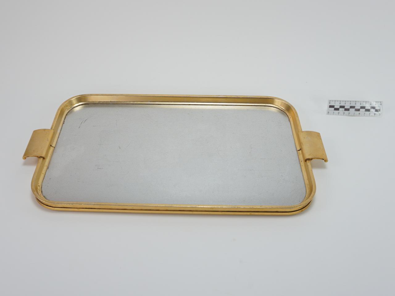 TRAY