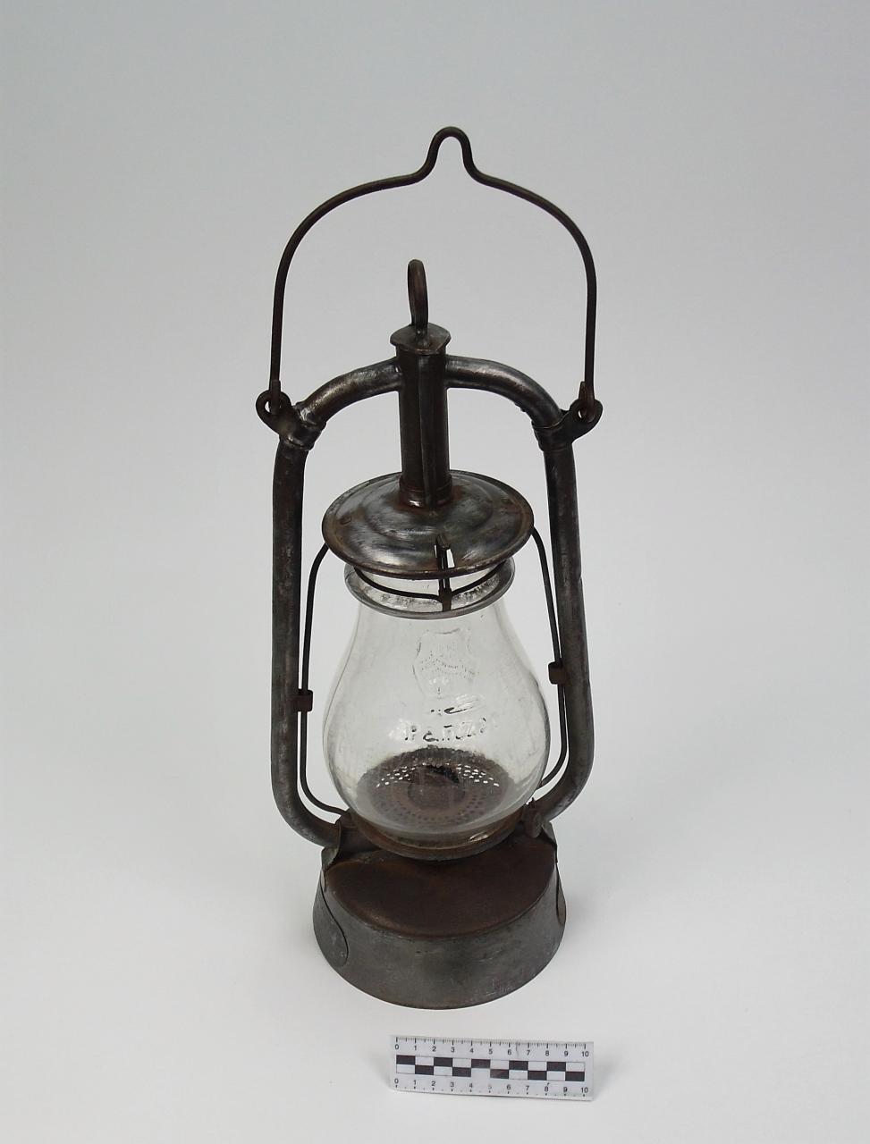 LAMPA NAFTOWA