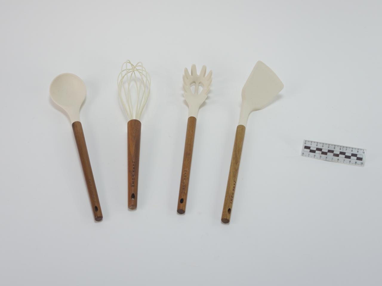 KITCHEN UTENSILS