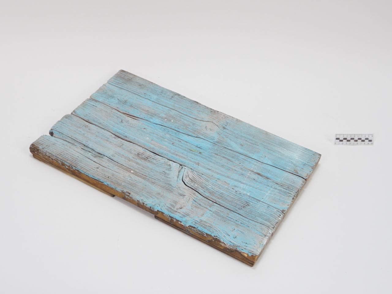 CUTTING BOARD