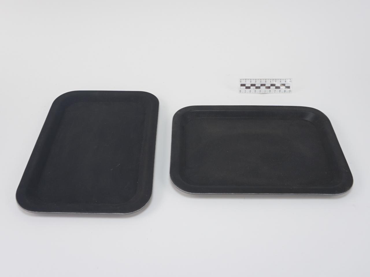 TRAY