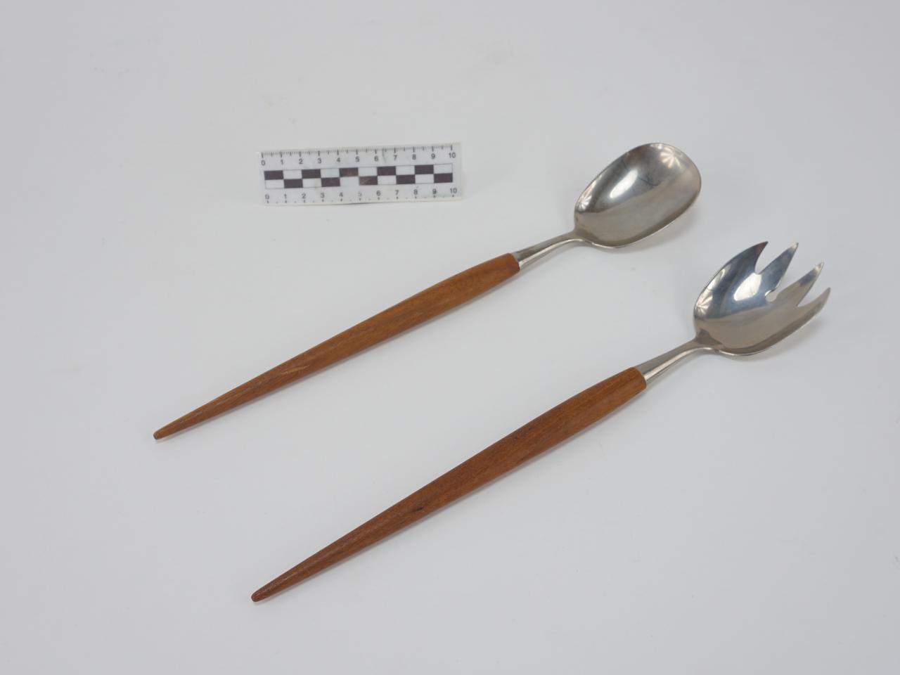SALAD SERVERS
